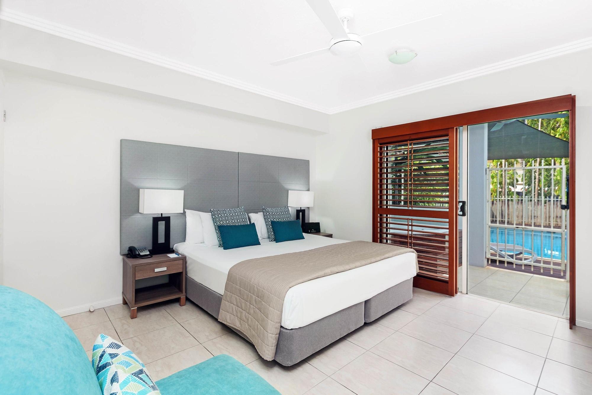 Mantra Aqueous On Port Aparthotel Port Douglas Exterior foto