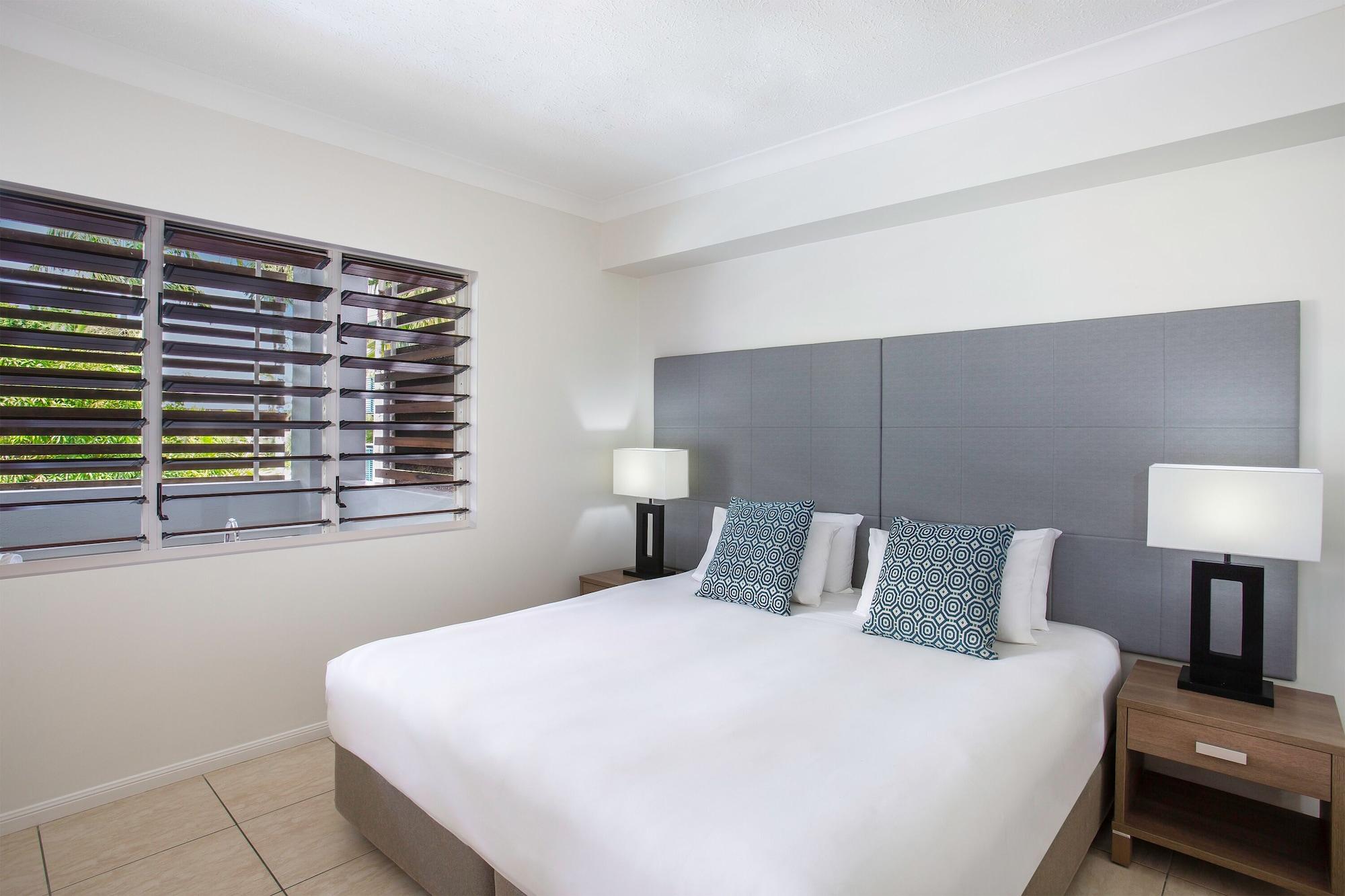 Mantra Aqueous On Port Aparthotel Port Douglas Exterior foto