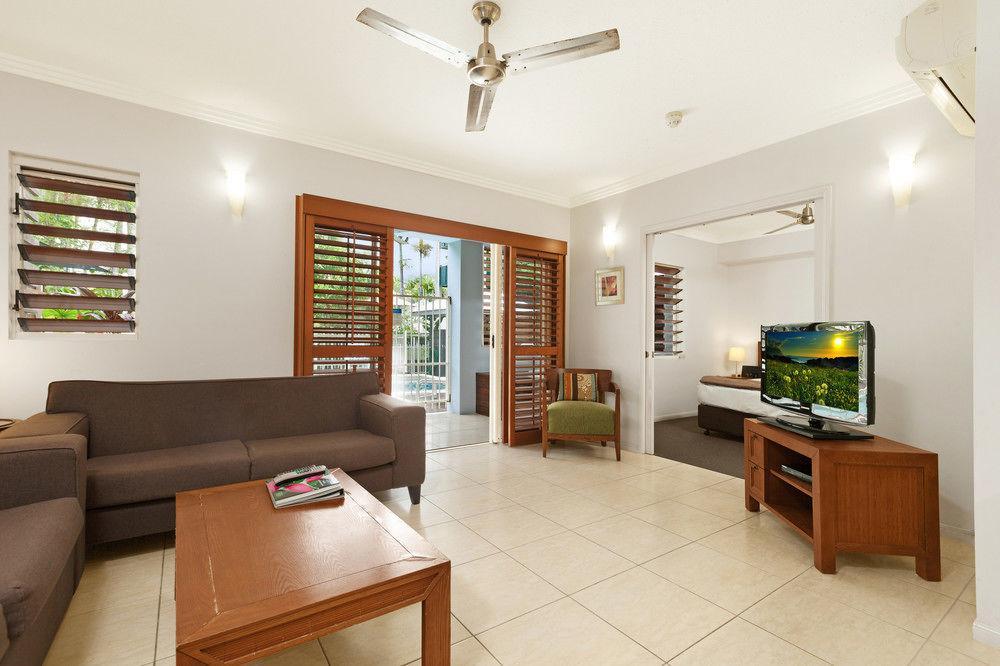 Mantra Aqueous On Port Aparthotel Port Douglas Exterior foto