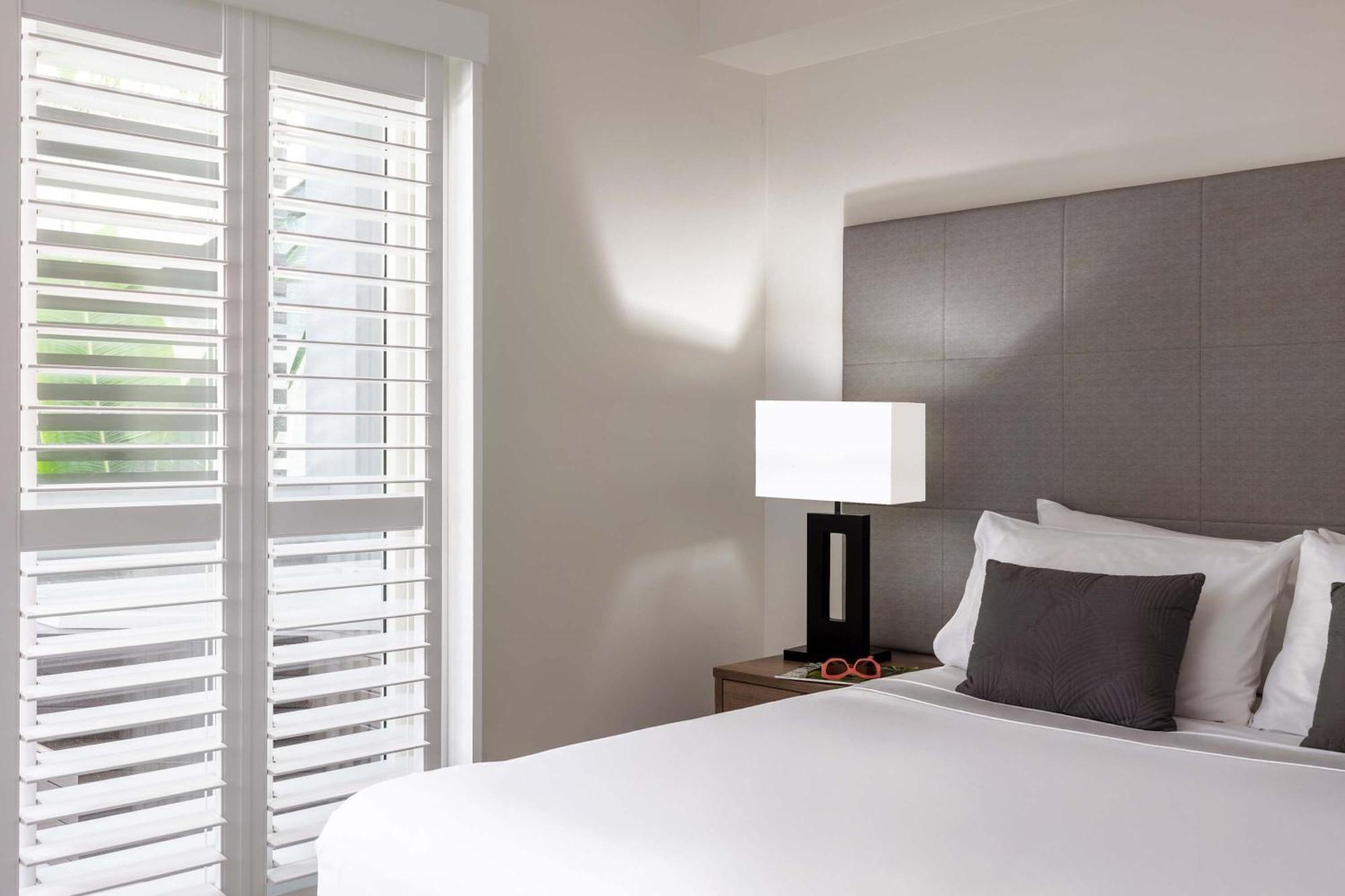 Mantra Aqueous On Port Aparthotel Port Douglas Exterior foto