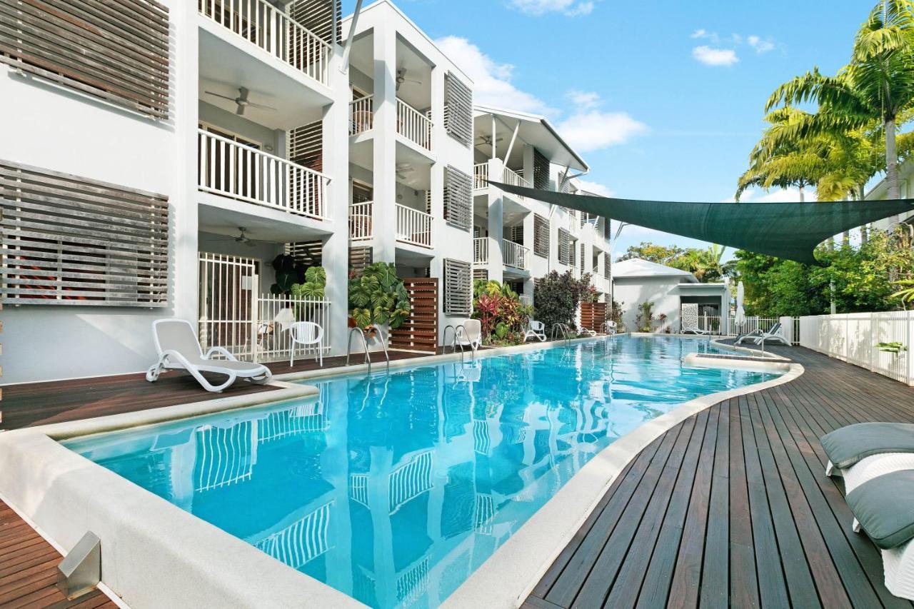 Mantra Aqueous On Port Aparthotel Port Douglas Exterior foto