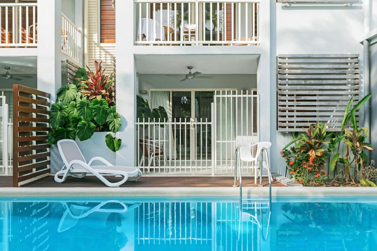 Mantra Aqueous On Port Aparthotel Port Douglas Exterior foto